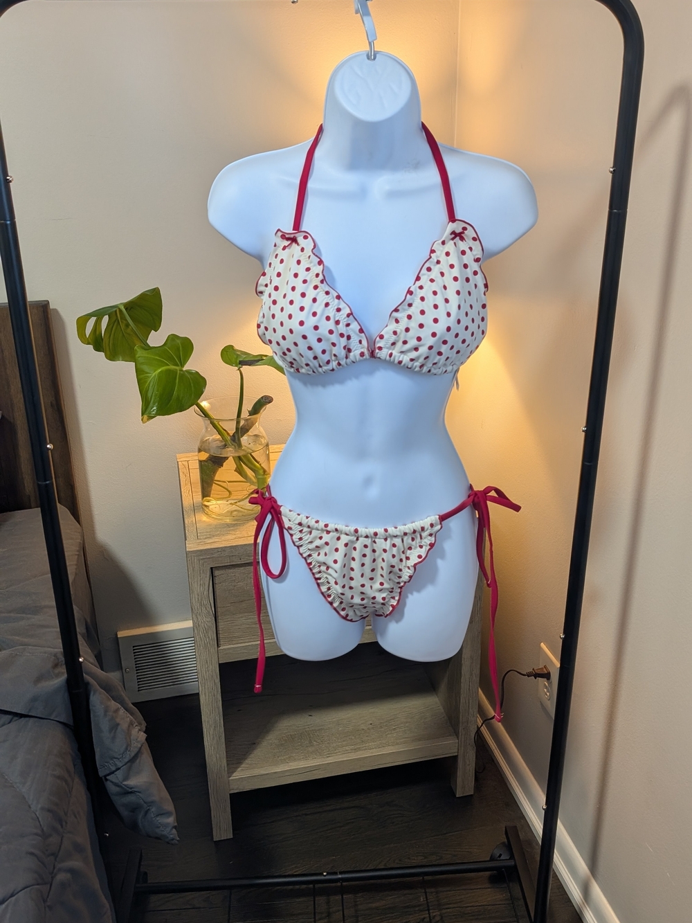 Victoria's Secret String Bikini Size Large